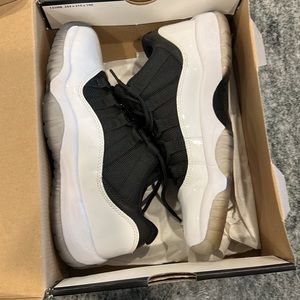 Air jordan 11 retro low